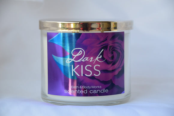 Vela Grande - Dark Kiss